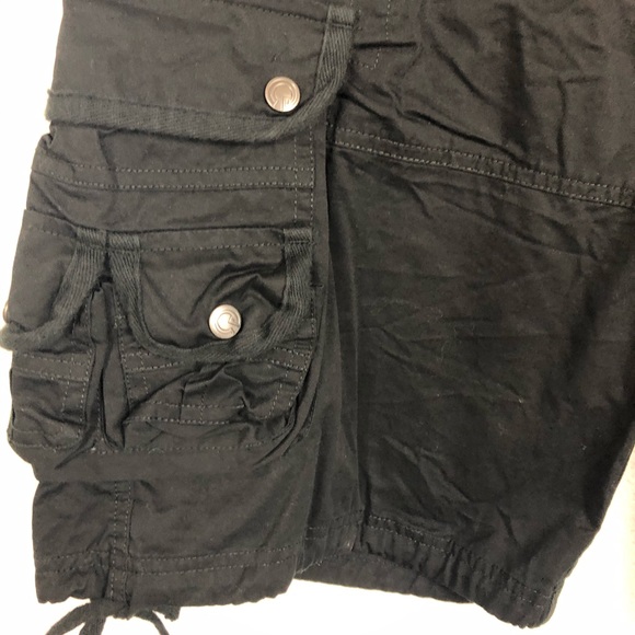 riot empire cargo shorts